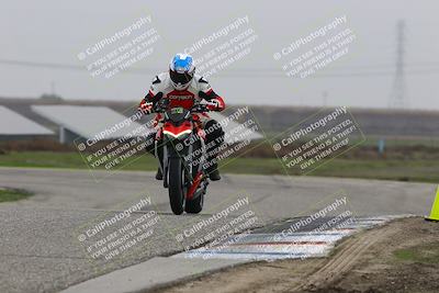 media/Nov-29-2025-TrackDaz (Sat) [[10ae2d9bce]]/C Group/Session 4 (Wheelie Bump)/